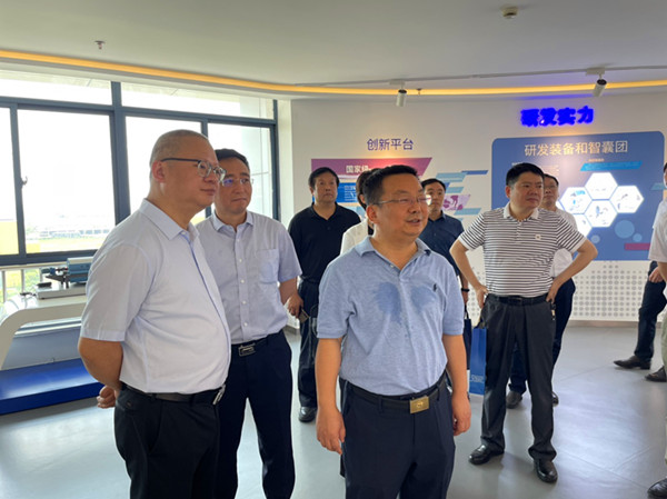 2011655879426856.jpg 六安副市长调研_副本.jpg