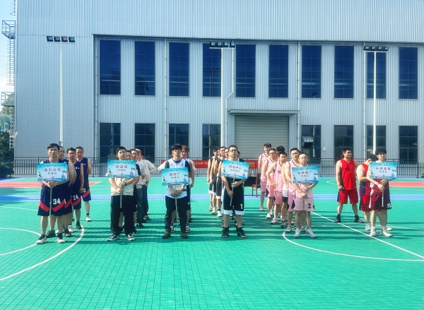 4911720255486236.jpg 第十一届职工篮球联赛开幕式现场_副本.jpg